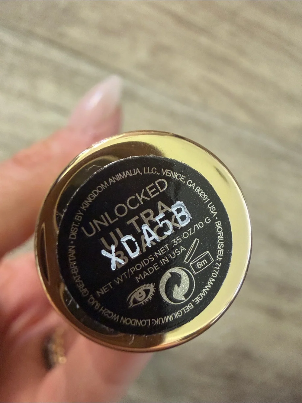Hourglass Unlocked Instant Extensions Mascara — Gold & Black